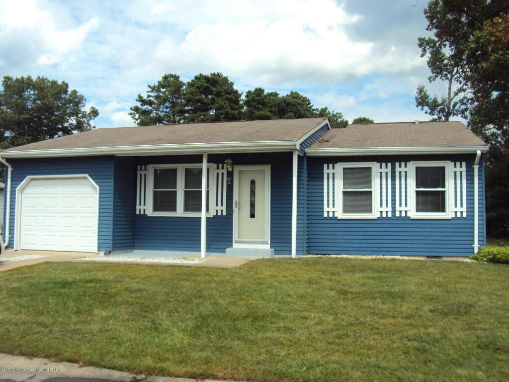 Property Photo:  68 Chelsea Drive  NJ 08759 