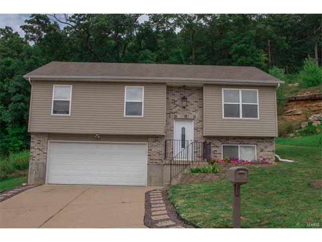 Property Photo: 135 Country Club Parc MO 63052