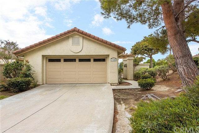 Property Photo:  27399 Paseo Placentia  CA 92675 