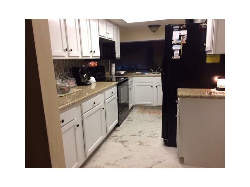 Property Photo: 3526 Beacon Square Drive FL 34691
