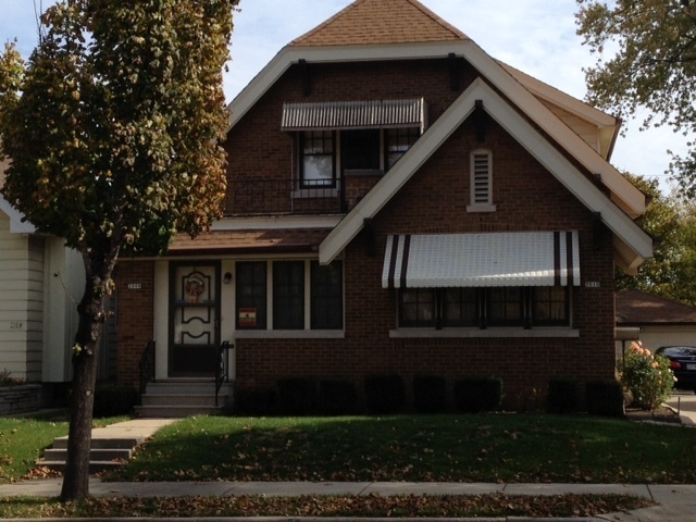 Property Photo: 2008 S 92nd St WI 53227-1518