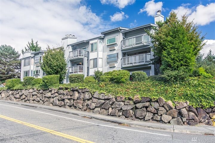 11600 100th Ave NE A1  Kirkland WA 98034 photo