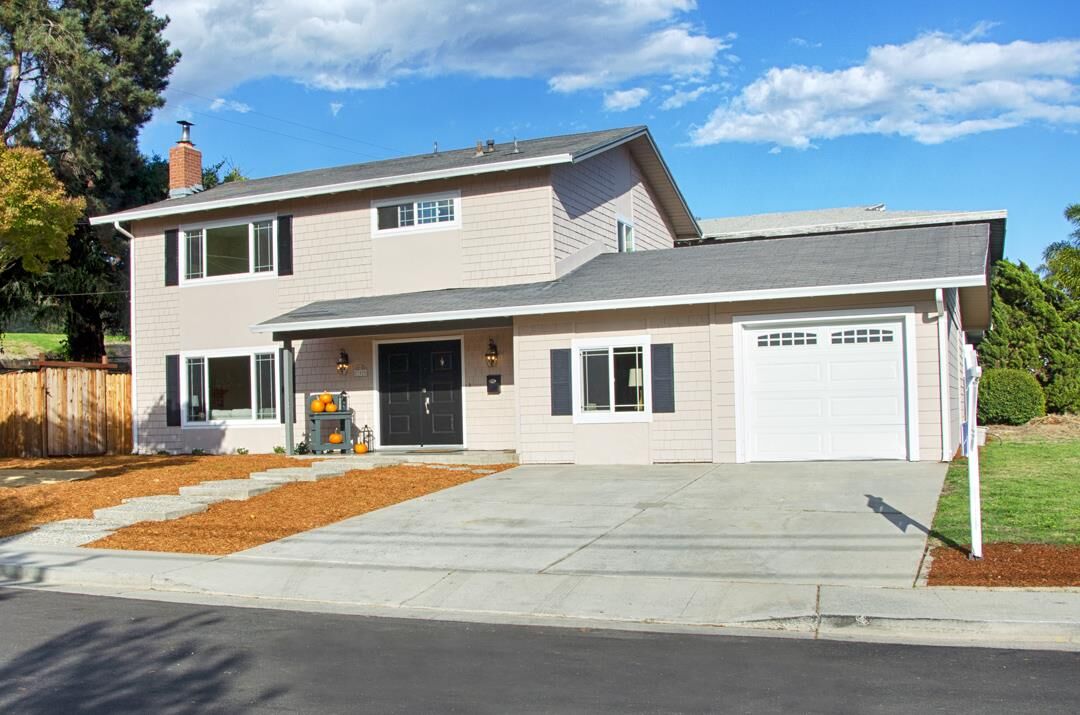 Property Photo:  702 Park Way  CA 95065 