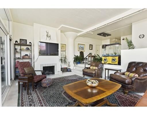 Property Photo:  63 Atlantic Avenue 5C  MA 02110 