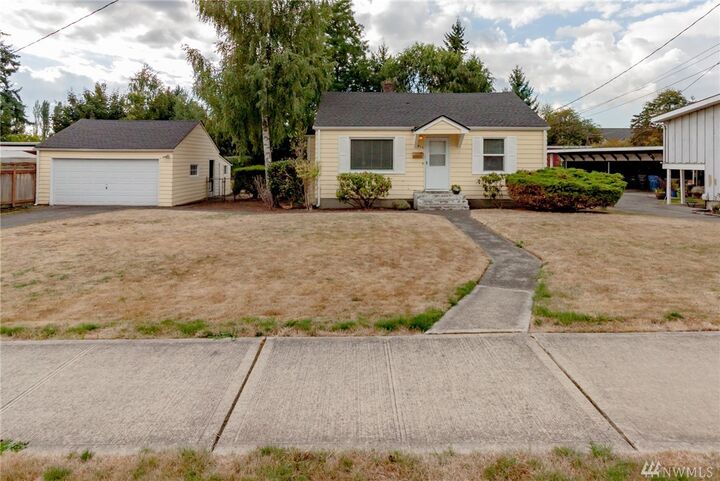 Property Photo: 316 Sumner Avenue WA 98390