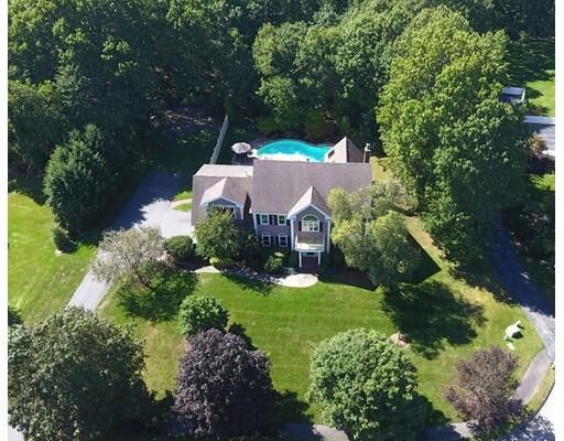 Property Photo:  77 Flint Locke Lane  MA 02052 