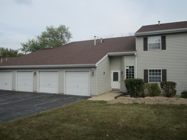 Property Photo: 3 N Victoria Lane A IL 60107