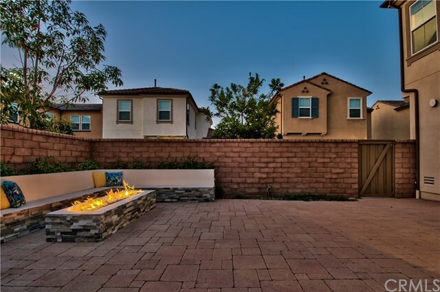 Property Photo:  468 N Signal Hill Court  CA 92821 