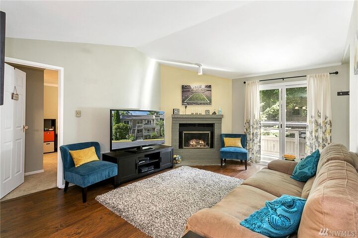 Property Photo: 14200 NE 171st Street B203 WA 98072