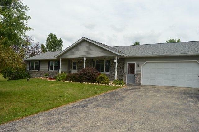 Property Photo:  5700 Cedarview Rd  WI 53027 