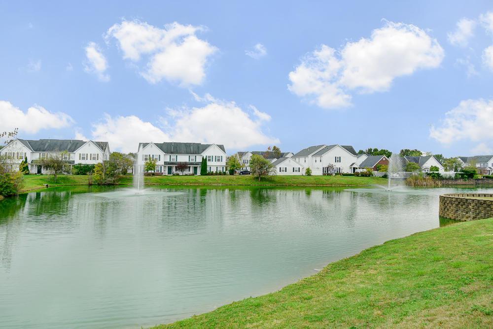 Property Photo: 643 Pondview Drive OH 43123