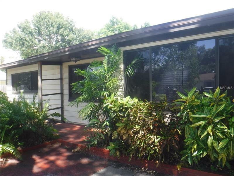 Property Photo: 7119 14th Street N FL 33702