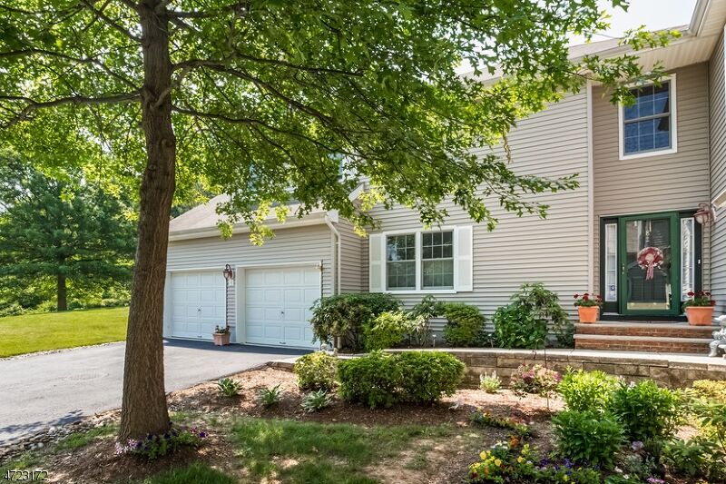 Property Photo: 8 Arcola Way NJ 08801