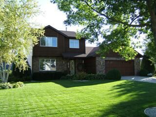 Property Photo:  
