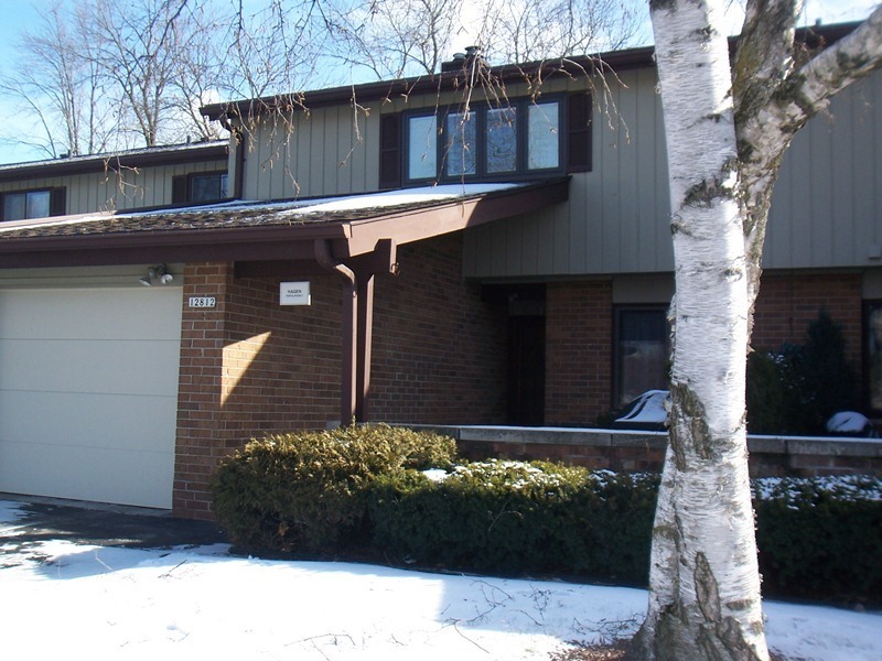 Property Photo:  12812 N Colony Dr  WI 53097-2301 