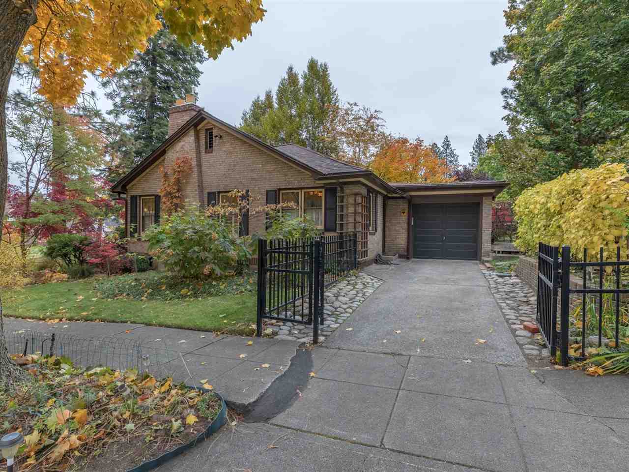 Property Photo: 2105 S Madison St WA 99203