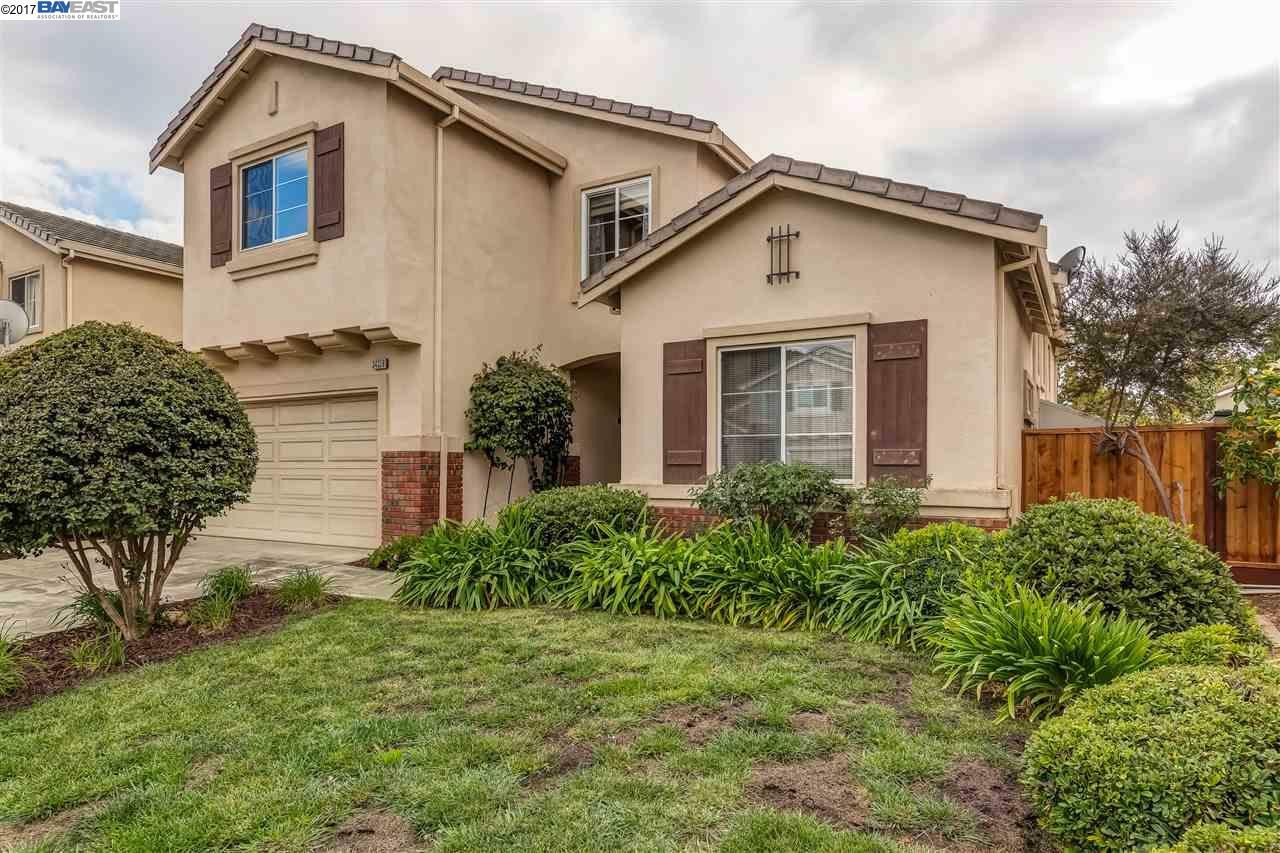 Property Photo:  34328 Marjoram Loop  CA 94587 