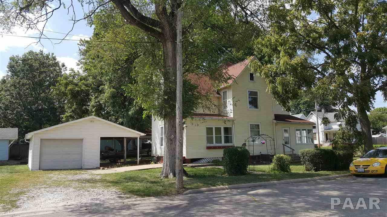 Property Photo:  896 E Chestnut  IL 61520 