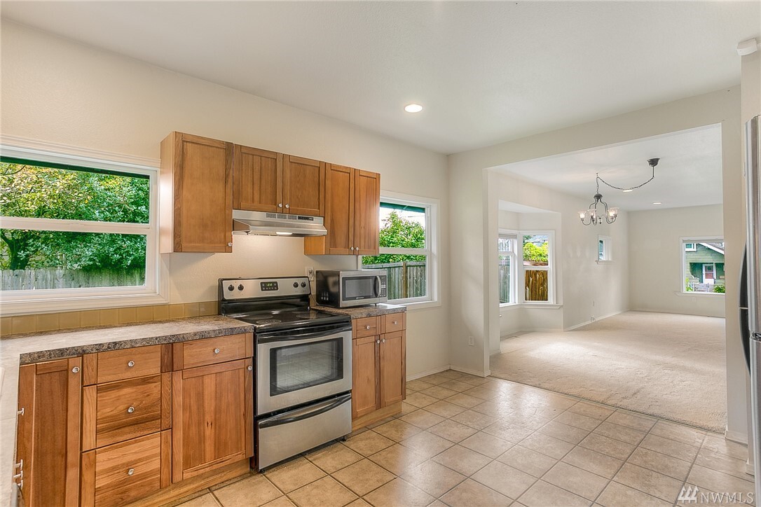 Property Photo: 5029 S M St WA 98408