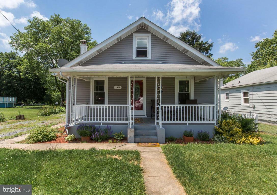 Property Photo: 1009 N 8th Street PA 17046