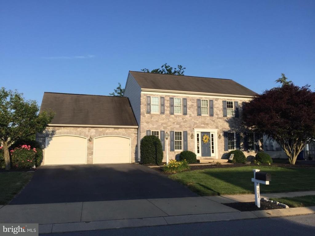 Property Photo: 207 Southridge Drive PA 17602