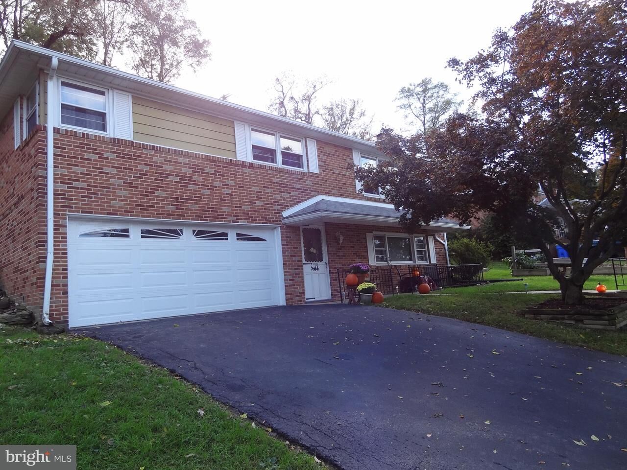 Property Photo:  2656 Eastwood Drive  PA 17402 