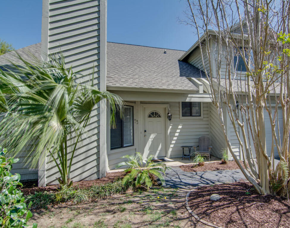Property Photo: 33 Maplecrest Drive SC 29412