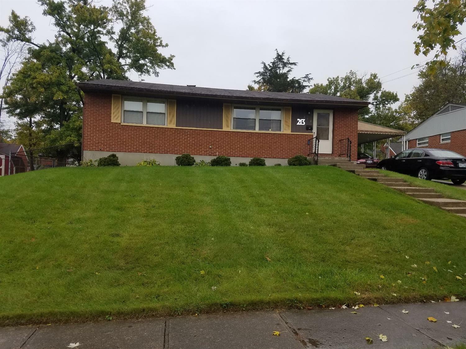 Property Photo: 213 Brookhaven Avenue OH 45215