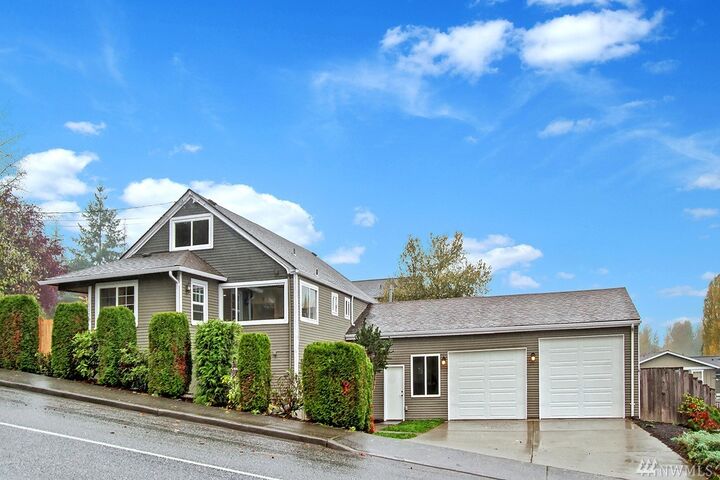 Property Photo:  1117 N Waugh Rd  WA 98273 