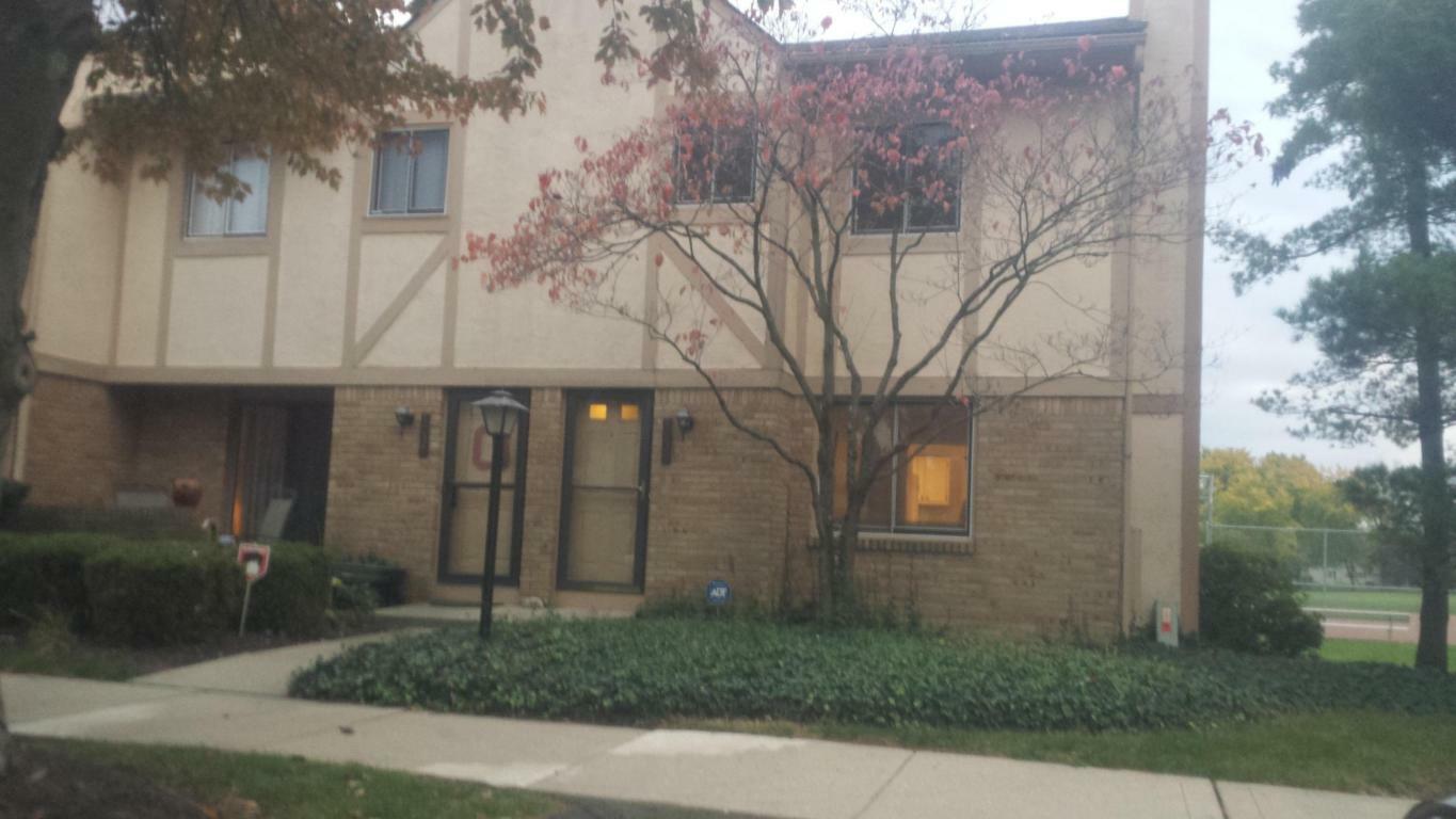 Property Photo: 1939 Ramblebranch Drive OH 43220