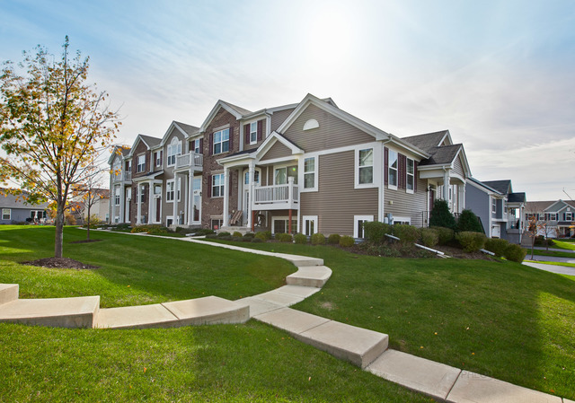 Property Photo: 623 Treble Lane IL 60073