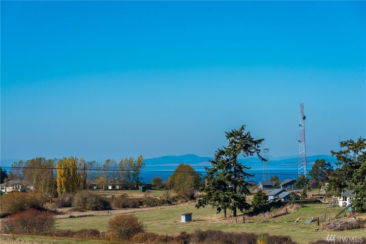 Property Photo:  2156 NW 9th Ave  WA 98277 