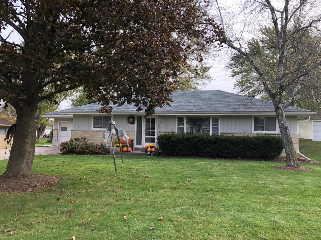 Property Photo:  6349 W Fairlane Ave  WI 53223 