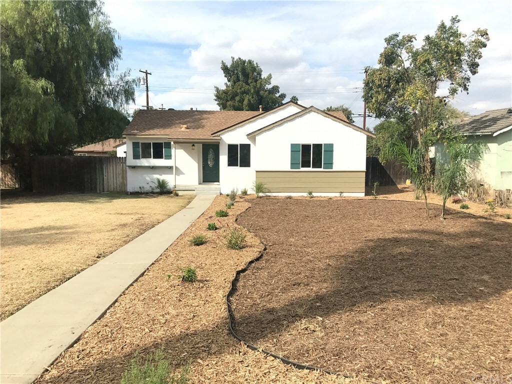 Property Photo: 8627 Magnolia Avenue CA 92504