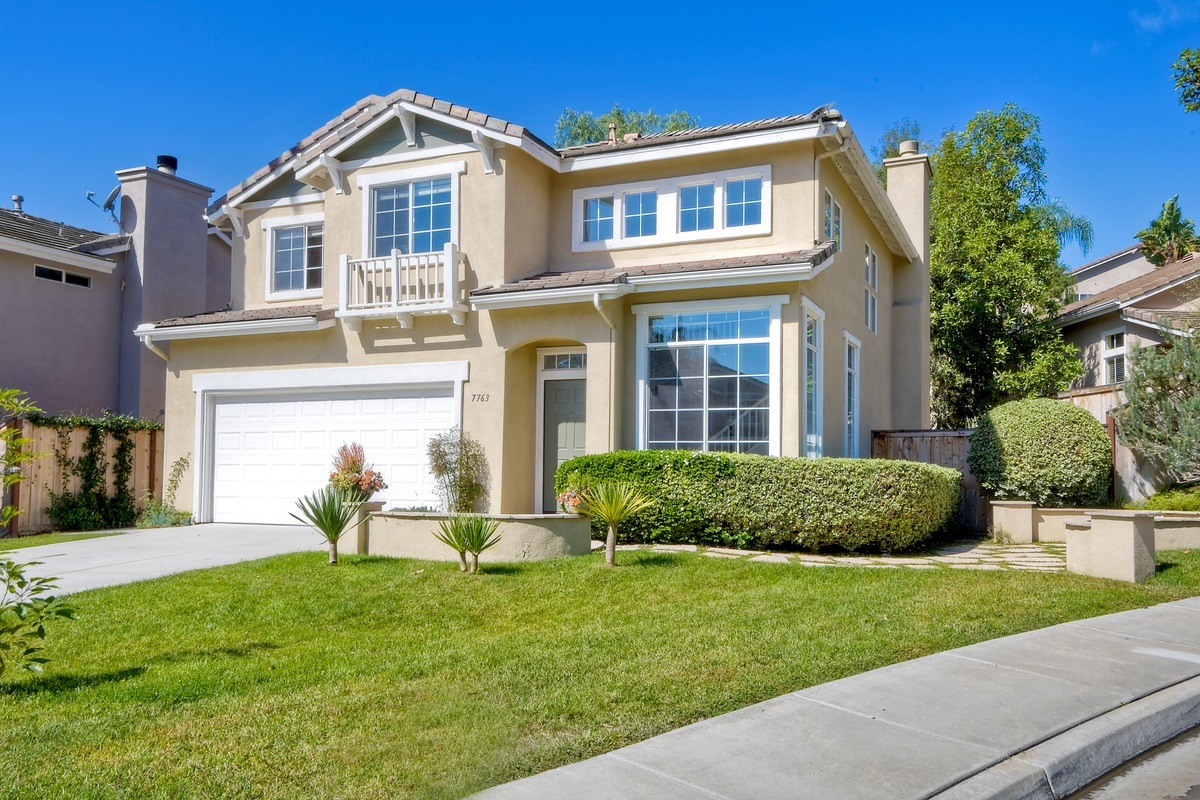 Property Photo:  7763 Corte Promenade  CA 92009 