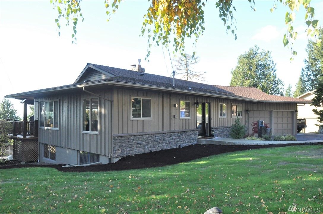 Property Photo: 17314 Meadow Lane WA 98274