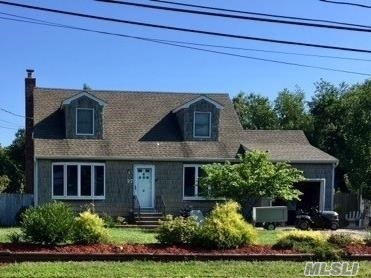 Property Photo:  27 Calverton Court  NY 11933 