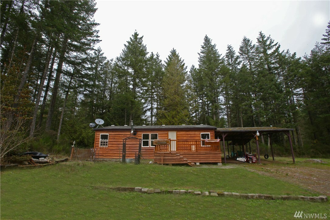 Property Photo:  18240 W Winter Green Lane  WA 98380 