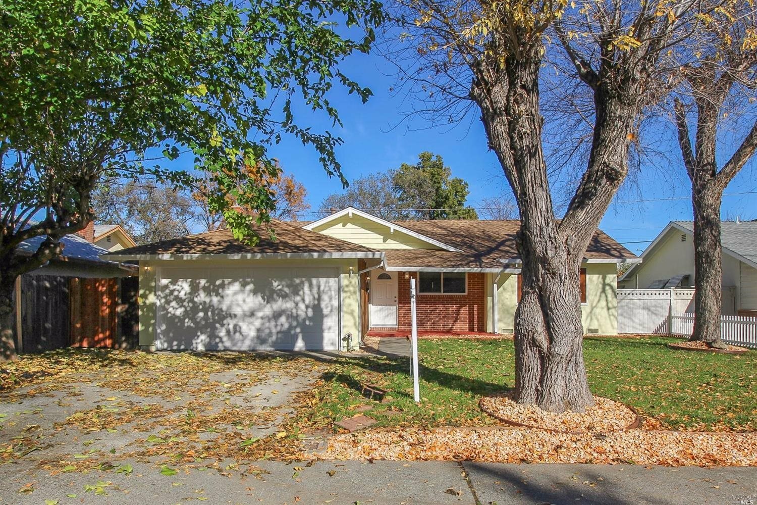 Property Photo:  456 Deodara Street  CA 95688 