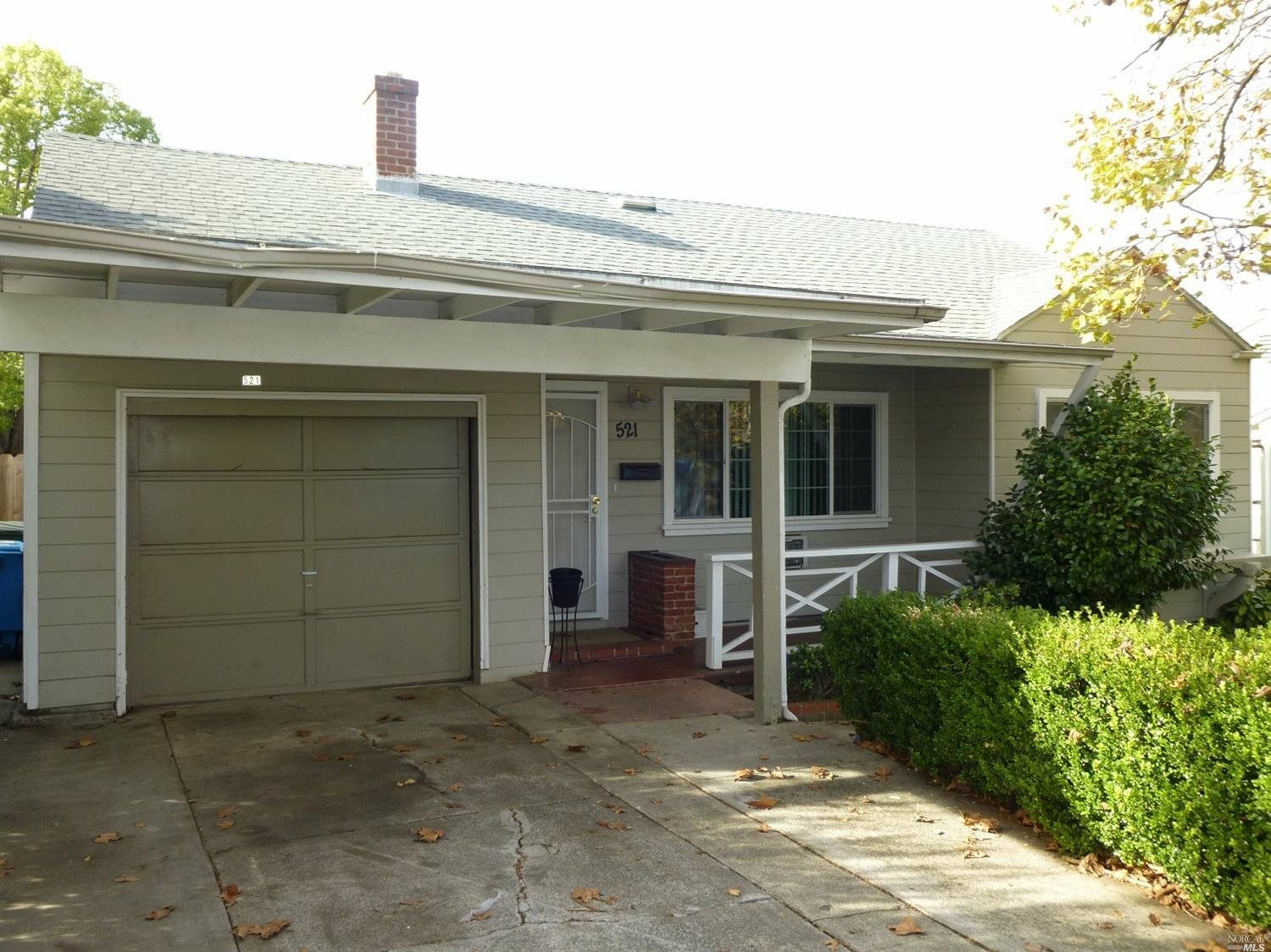 Property Photo: 521 Bonita Court CA 94591