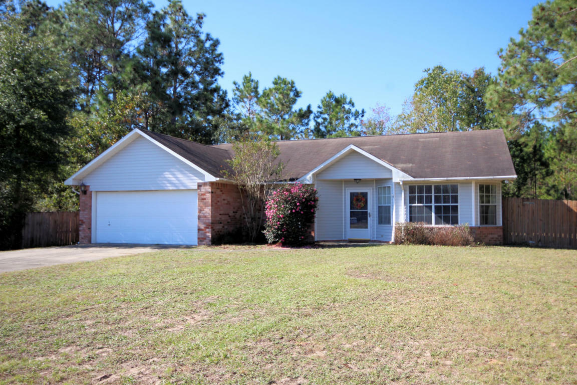 Property Photo: 1225 Jefferyscot Drive FL 32536