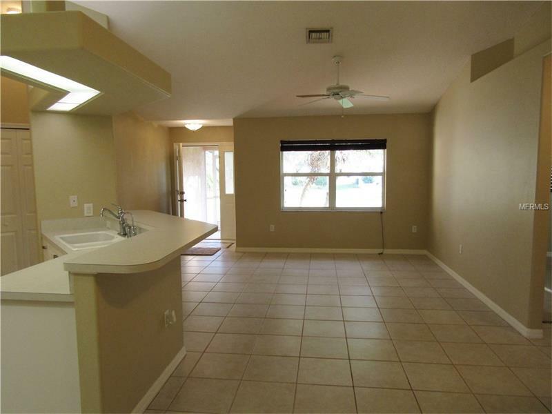 Property Photo:  1408 Poinciana Road  FL 34293 