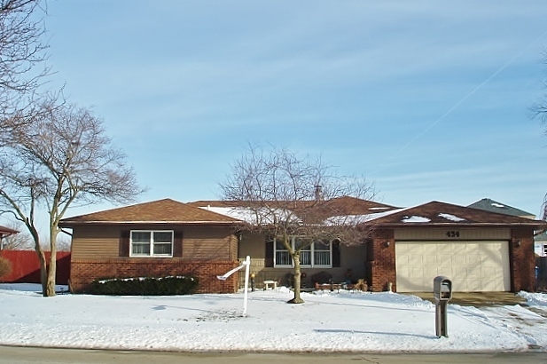 Property Photo:  434 Meadows Road South  IL 60914 