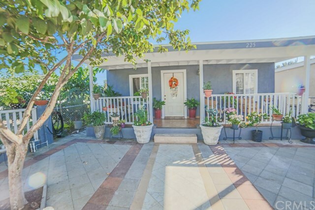 Property Photo:  225 N Laurel Street  CA 92703 