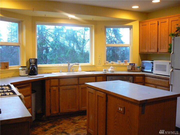 Property Photo: 301 Price Road NE WA 98290