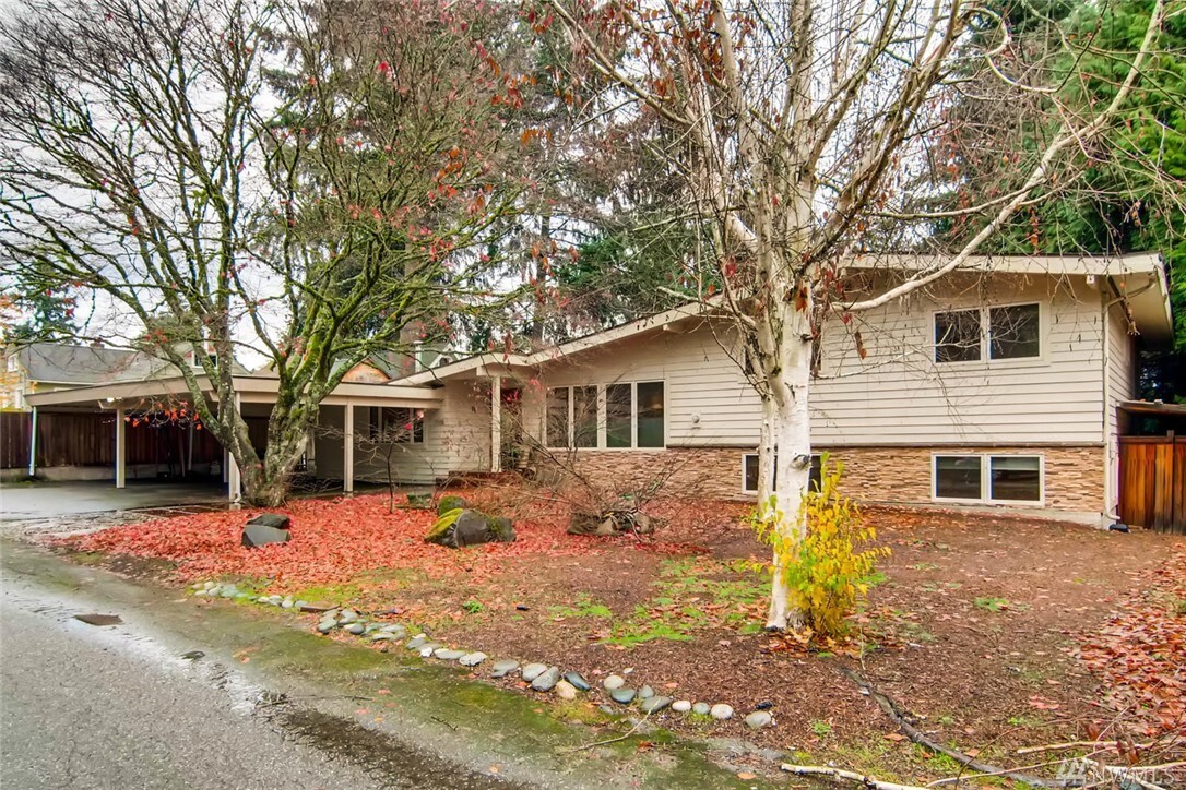 Property Photo: 17428 93rd Ave NE WA 98011