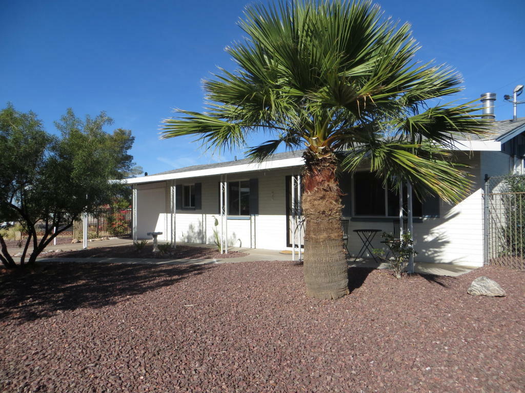 Property Photo:  1010 W 4th Avenue  AZ 85120 