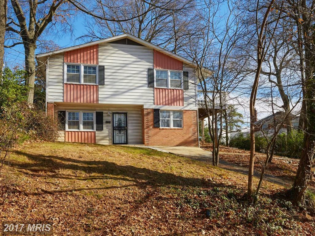 Property Photo:  2411 59th Ave  MD 20785 