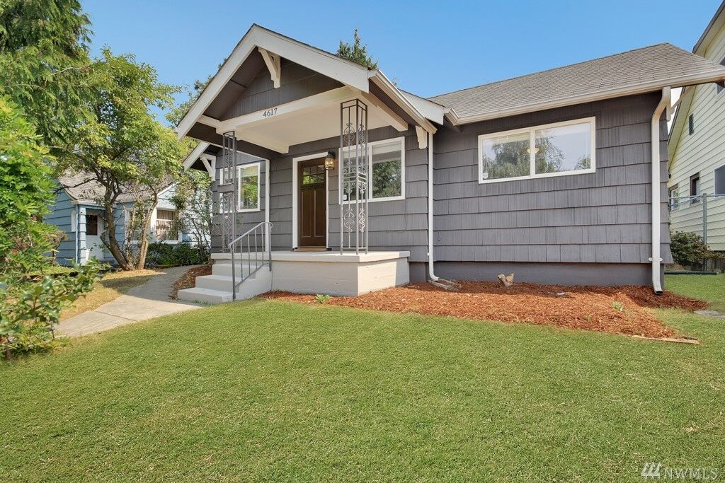 Property Photo:  4617 Tacoma Ave S  WA 98408 