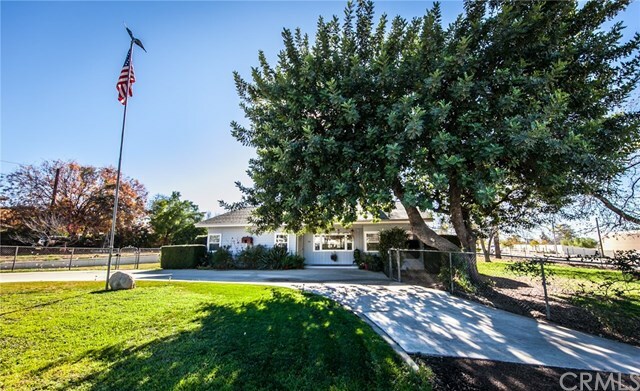 Property Photo:  305 E County Line Road  CA 92320 